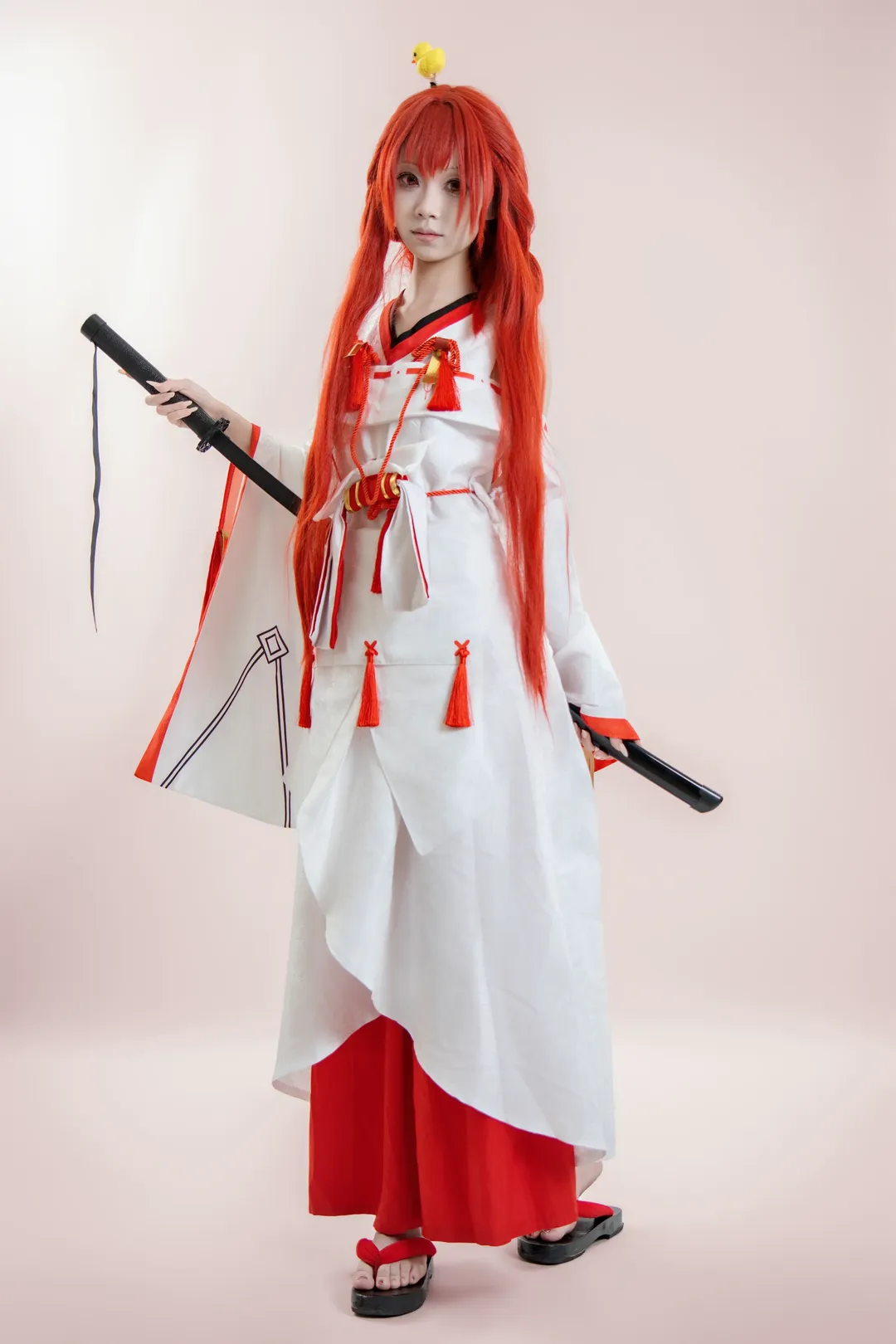 【上杉绘梨衣cos】红发巫女的双刀记录 - 第 3 张