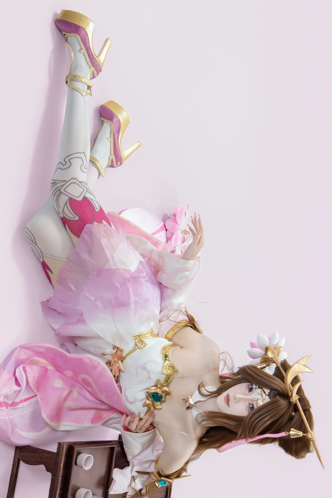 【貂蝉cos】王者荣耀貂蝉月下莲开，裙袂生风棚拍正片 - 第 3 张