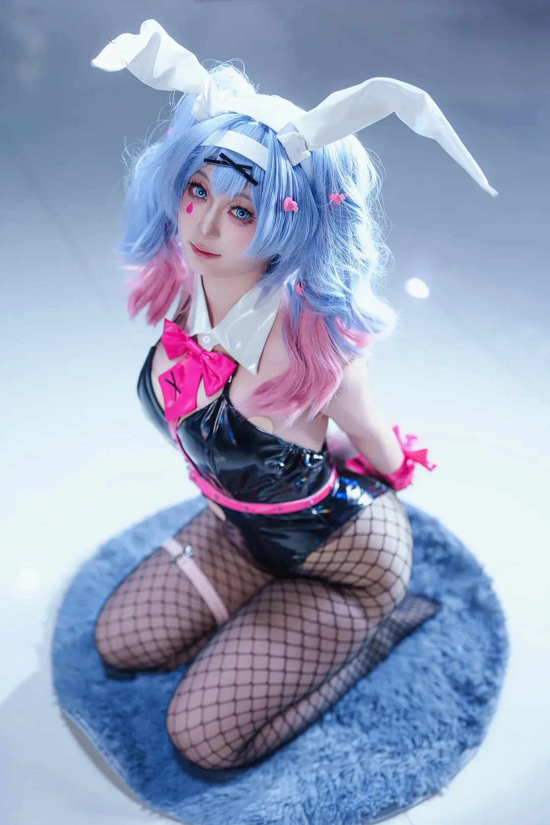 【初音未来cos】兔子洞里的纯情先生，出口在右边 - 第 1 张