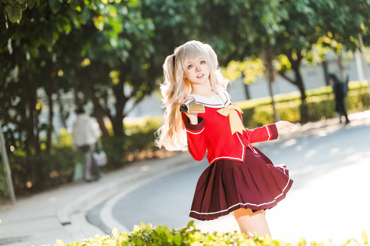 【友利奈绪cos】夏洛特里的摄像机少女 - 第 7 张