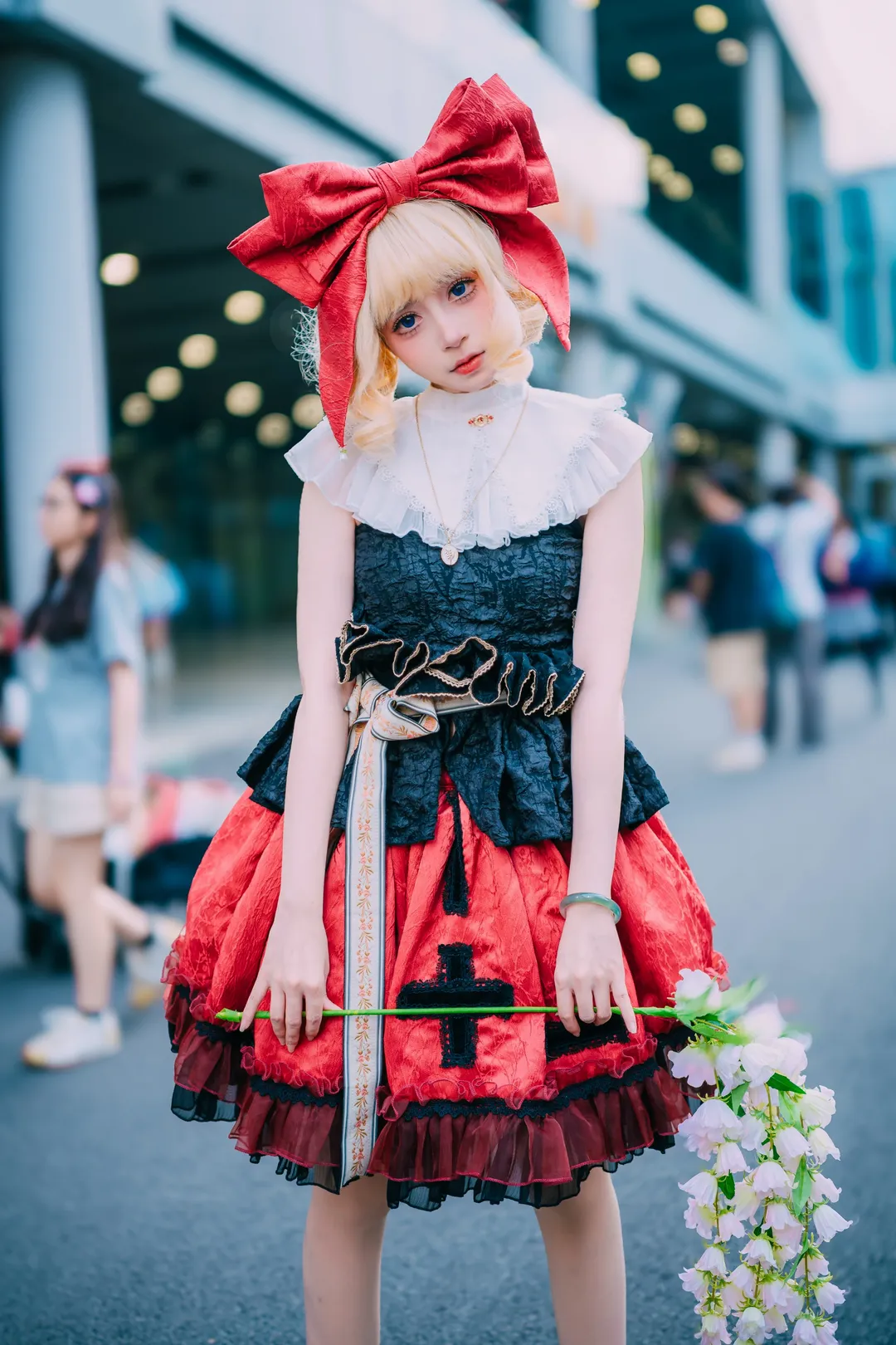 [Medicine Melancholy cosplay] Touhou Project: Sweet Poison Convention photos - Image 1