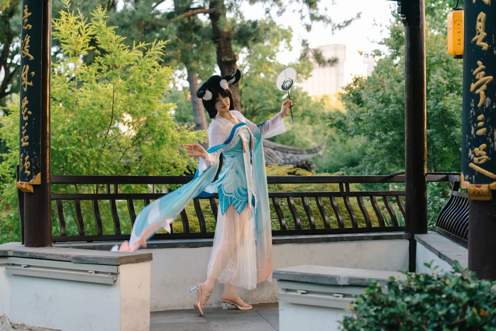 【嫦娥cos】王者荣耀如梦令，定格仙气飘飘的瞬间 - 第 15 张
