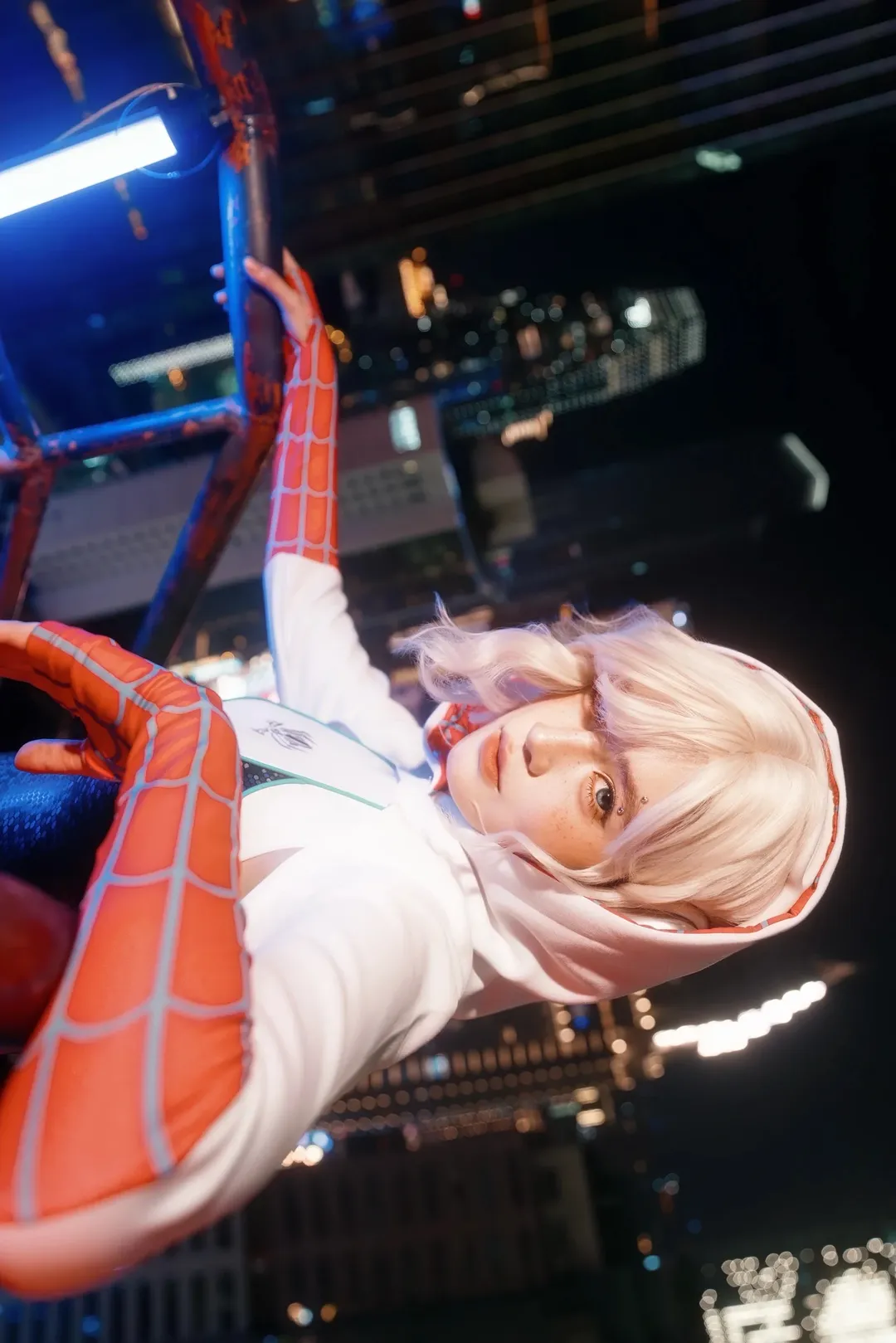【蜘蛛侠cos】属于山城夜晚的独特出片方式 - 第 1 张