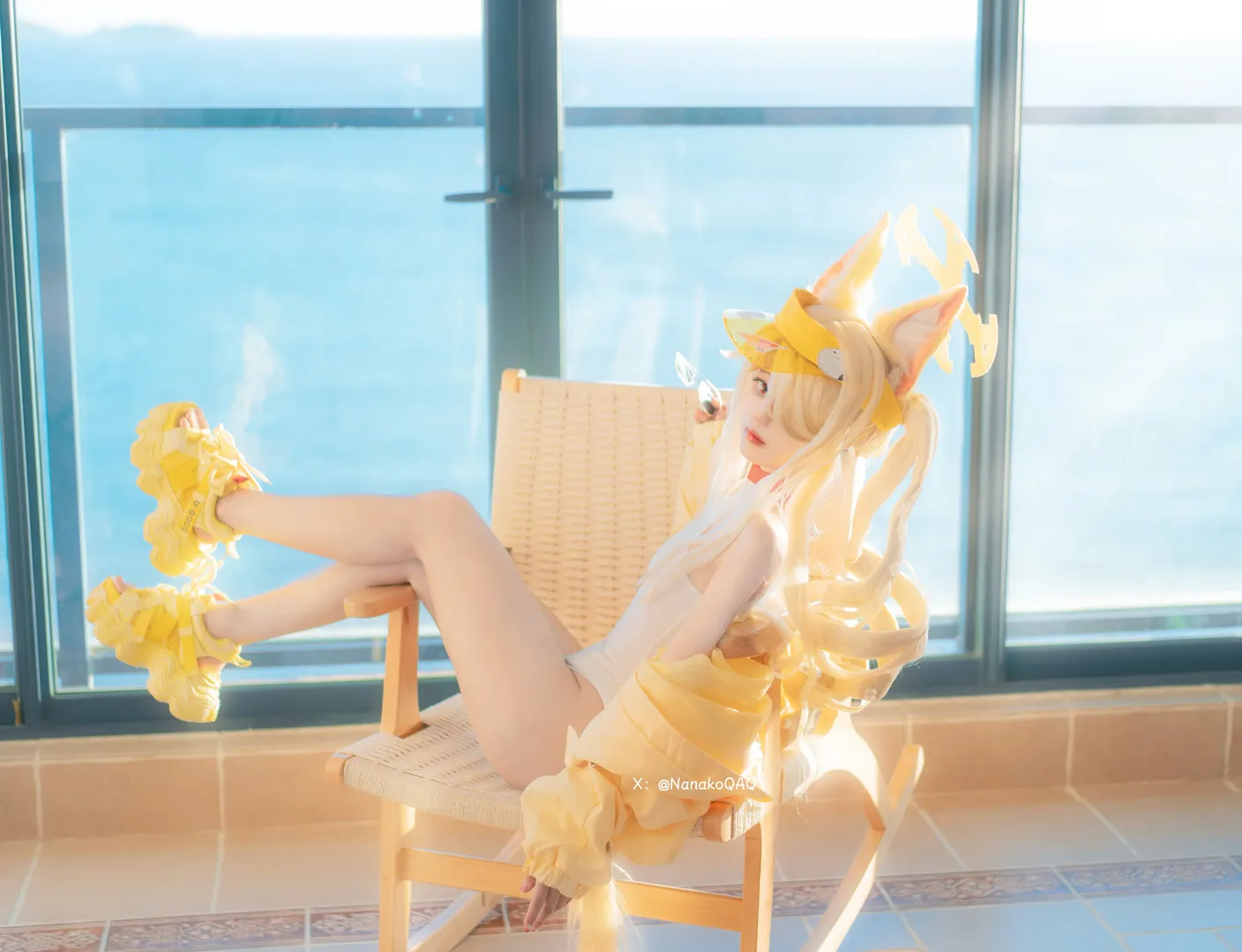 【百合園聖婭cos】碧藍檔案裡的夏日泳裝，記錄陽光下的慵懶時光 - 第 1 張