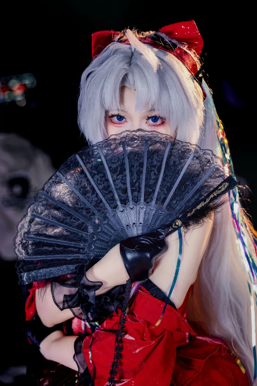 【珂莱塔cos】鸣潮夜色下的红黑华服演绎 - 第 4 张