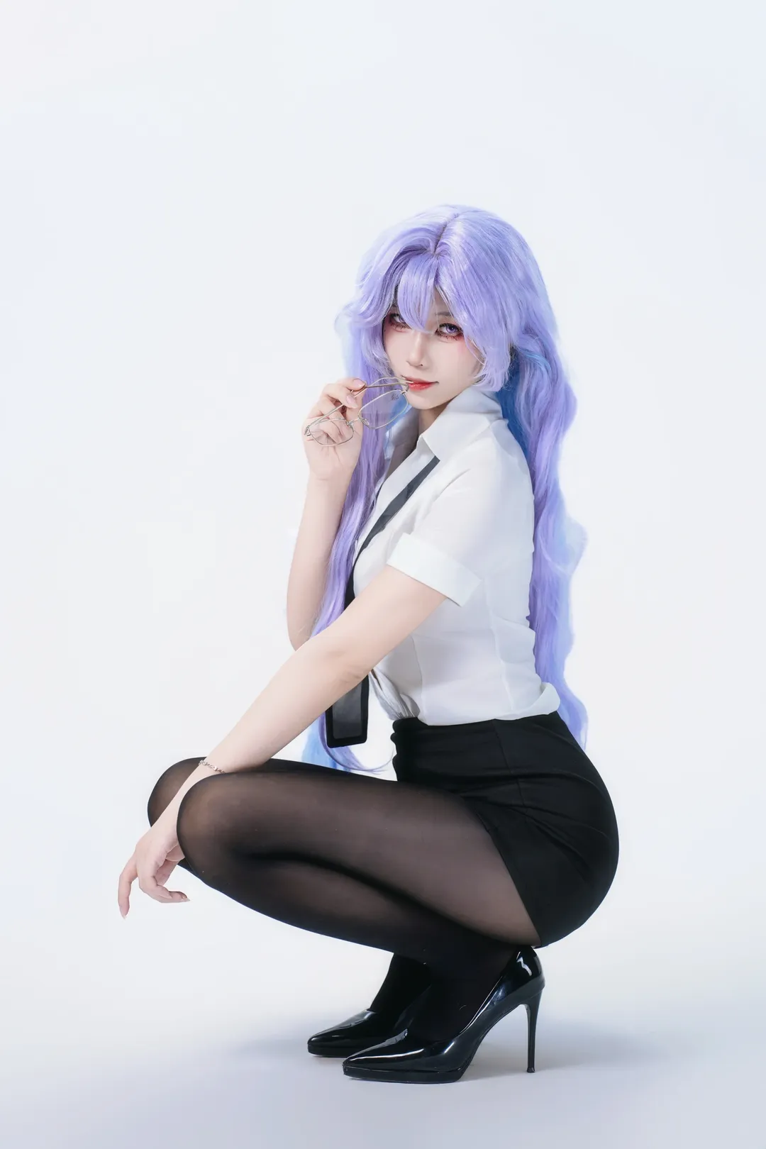 【坎特蕾拉cos】鸣潮坎秘书的私设职场穿搭 - 第 2 张