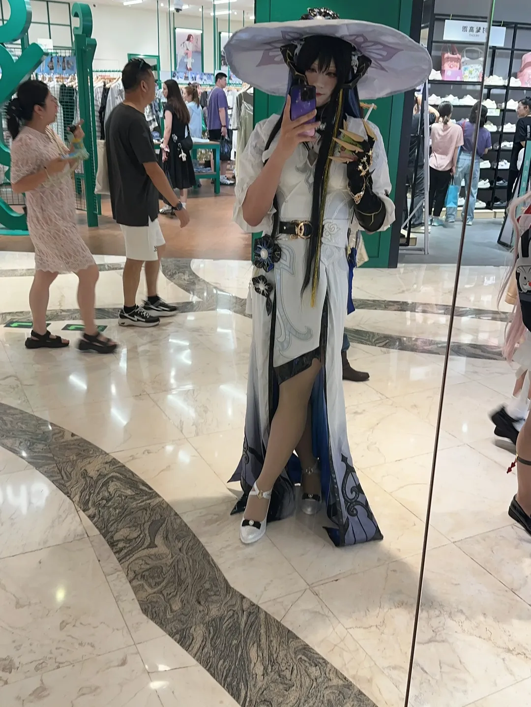 大丽花康士坦丝cos 重工套与9cm高跟鞋的漫展日记 - 第 4 张