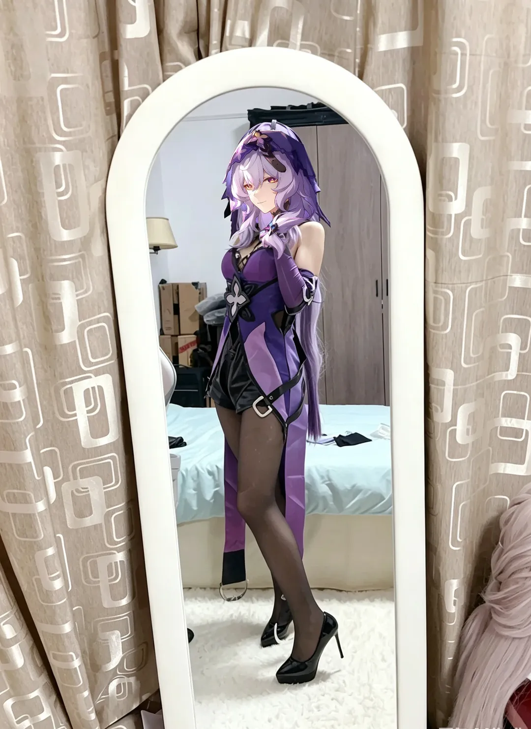 【黑天鹅cos】崩坏星穹铁道盲盒试衣，假发未到先挡脸 - 第 1 张