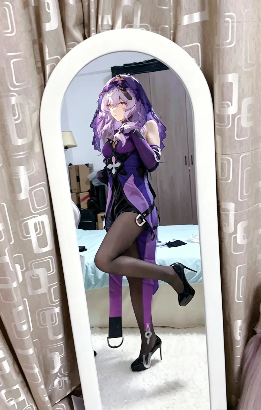 【黑天鹅cos】崩坏星穹铁道盲盒试衣，假发未到先挡脸 - 第 2 张