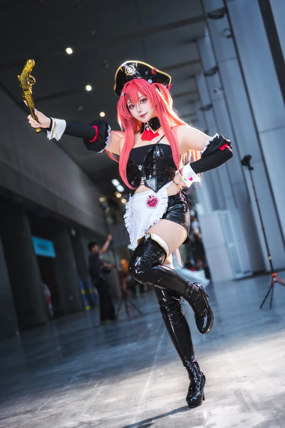 [Master cosplay] Convention photos casual snap, the collision of glossy Leather jacket and long boots in Goddess of Victory: New Hope - Image 4