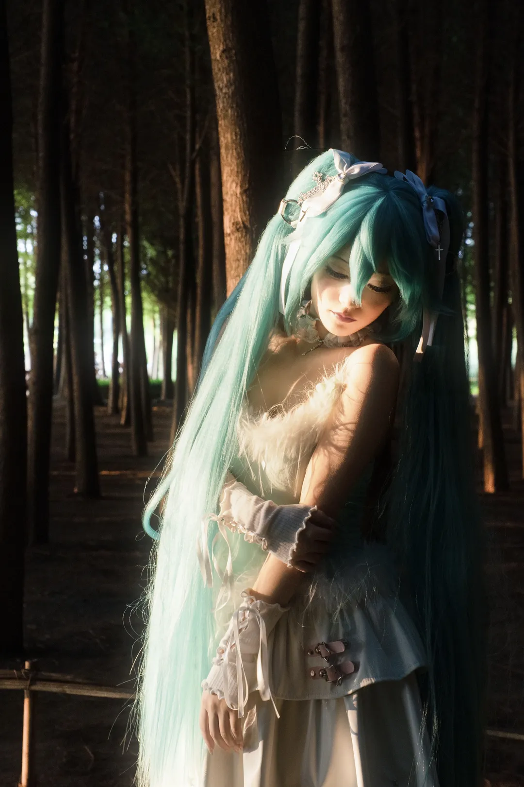 【初音未來cos】林間的漏光與未暗的青色頻率 - 第 2 張
