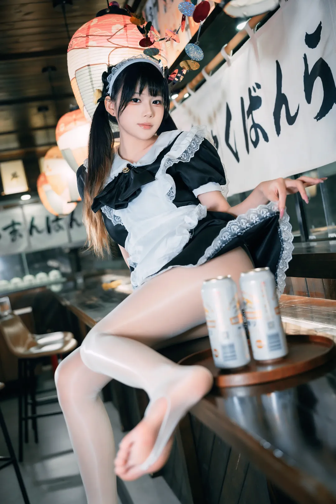 深夜居酒屋里的微醺女仆装记录 - 第 2 张