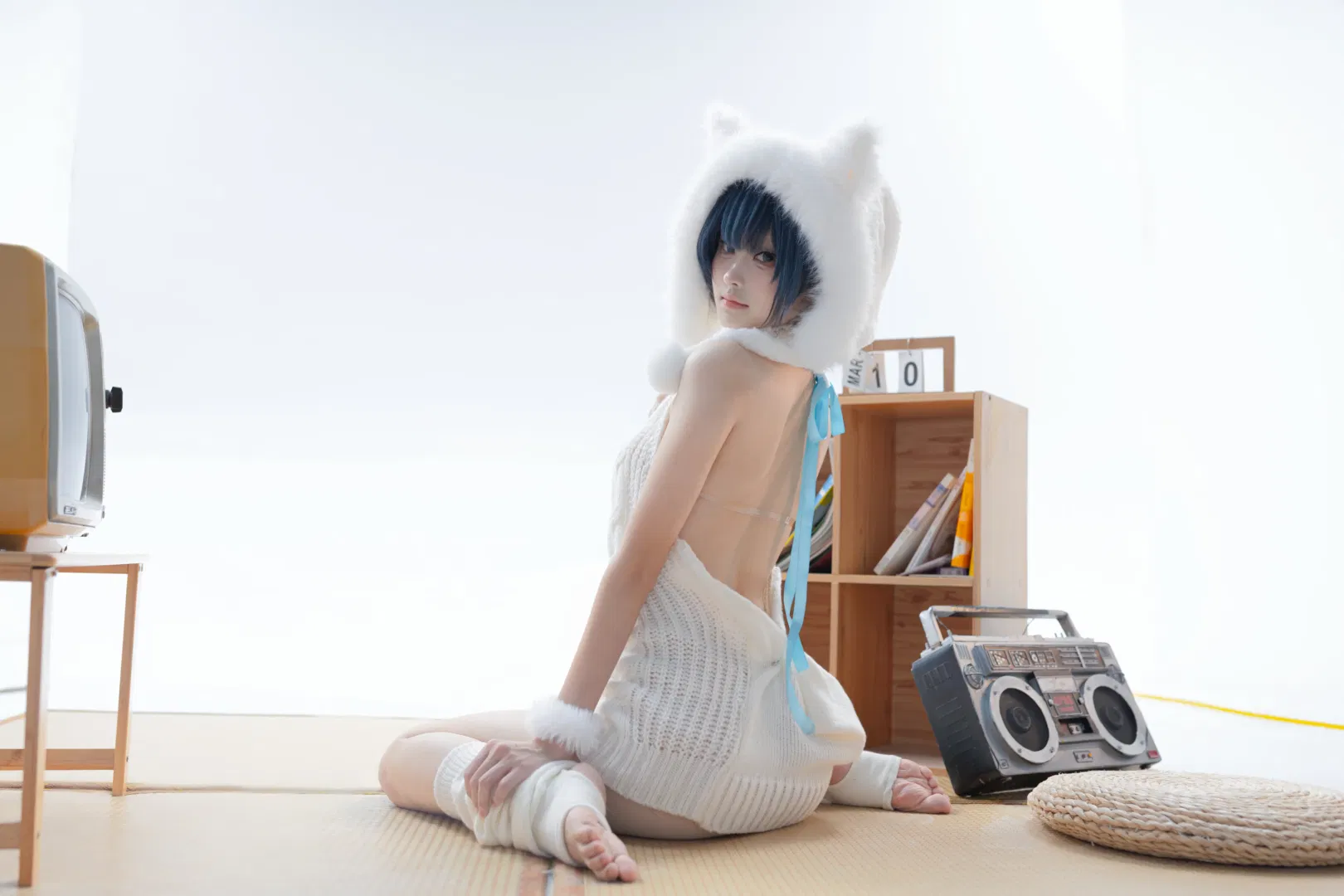 【妃咲cos】蔚蓝档案妃咲猫猫系针织居家写真 - 第 2 张