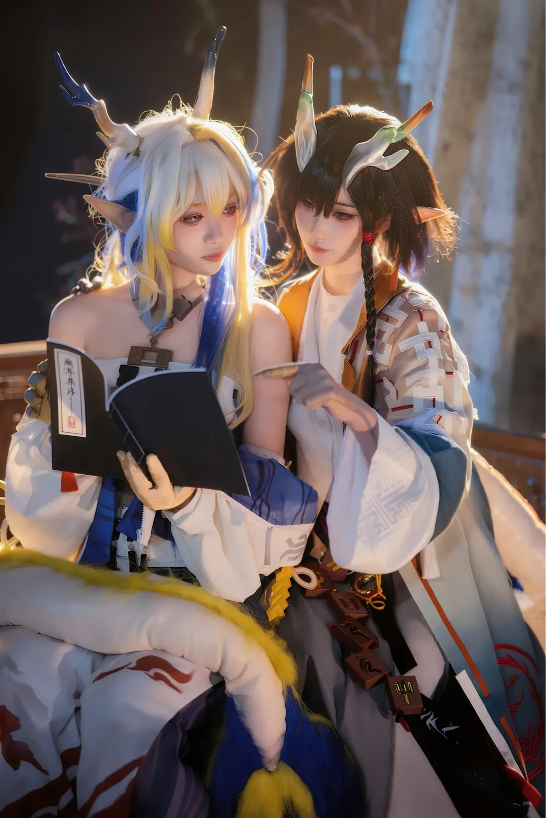 【黍cos】明日方舟歲家姐妹的月下相聚 - 第 1 張