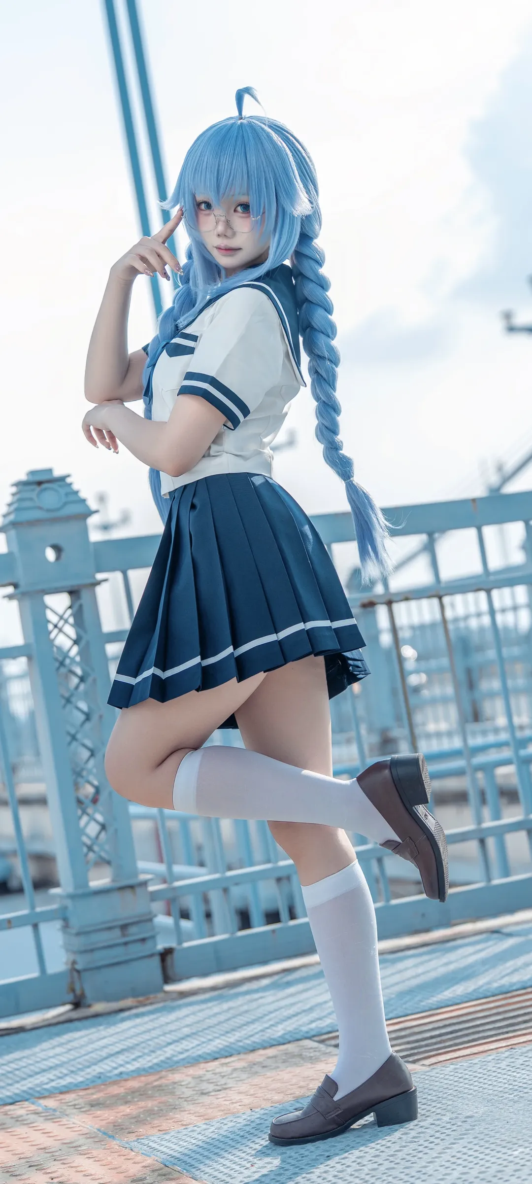 洛琪希cos 无职转生蓝妈妈的JK制服日常 - 第 3 张