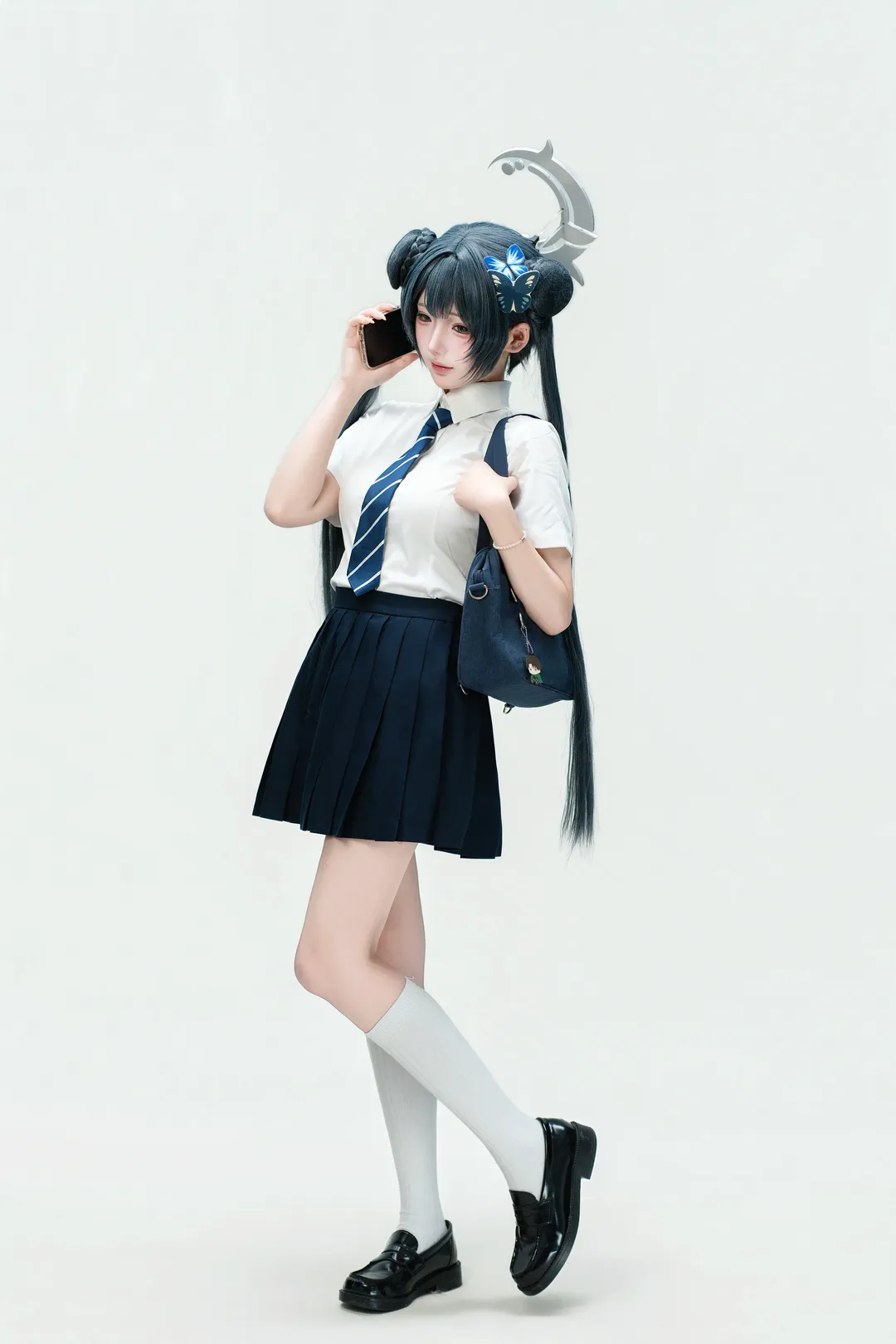 【妃咲cos】蔚蓝档案 妃咲 JK制服与枪械的绝佳演绎 - 第 1 张