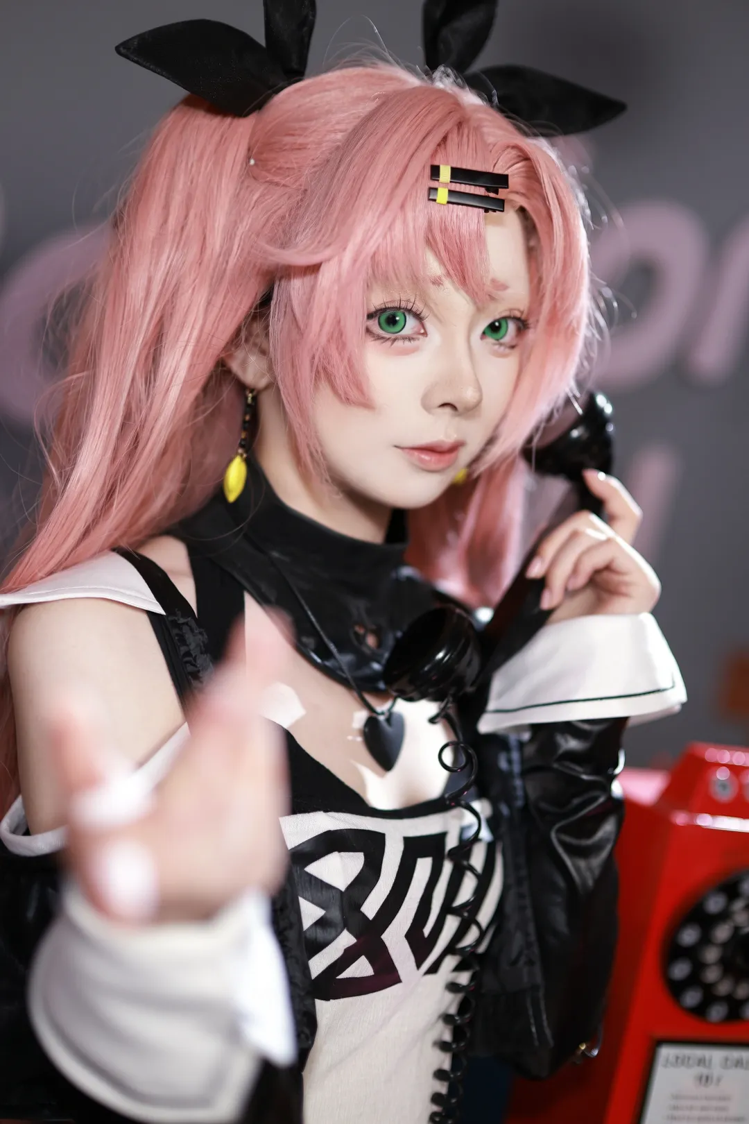 【妮可cos】绝区零狡兔屋头目，复古街头正片分享 - 第 6 张