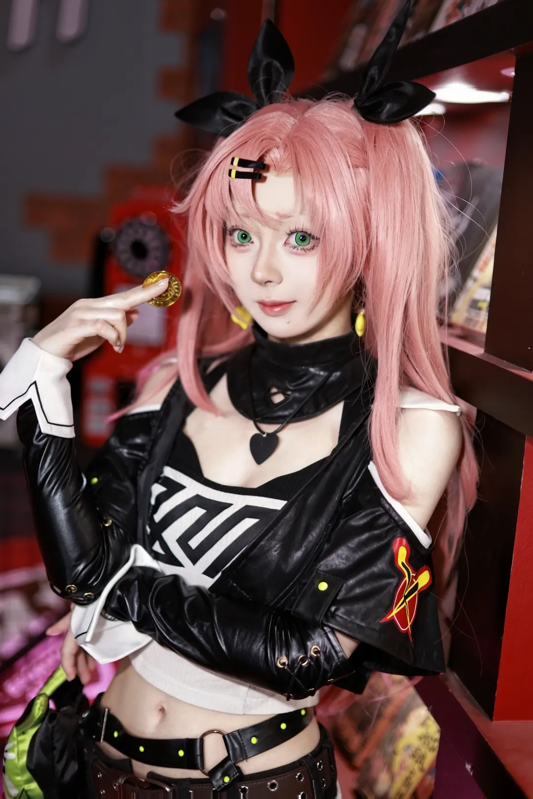 [Nico cosplay] Zenless Zone Zero Cunning Hares Nico official photoshoot Part 3 - Image 1