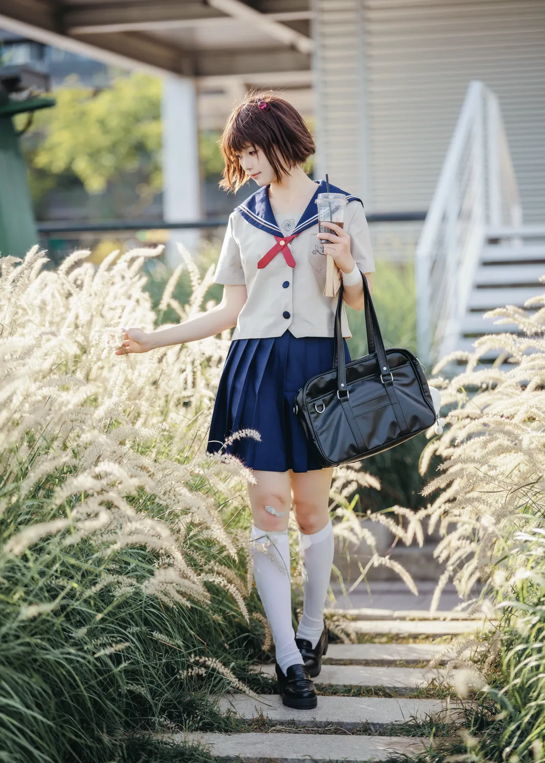 徐汇滨江绿地里的日系JK制服写真 - 第 2 张