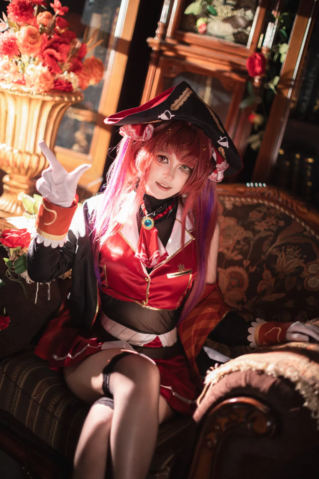 【寶鐘瑪琳cos】Vtuber船长打开神秘宝箱的复古书房正片 - 第 10 张