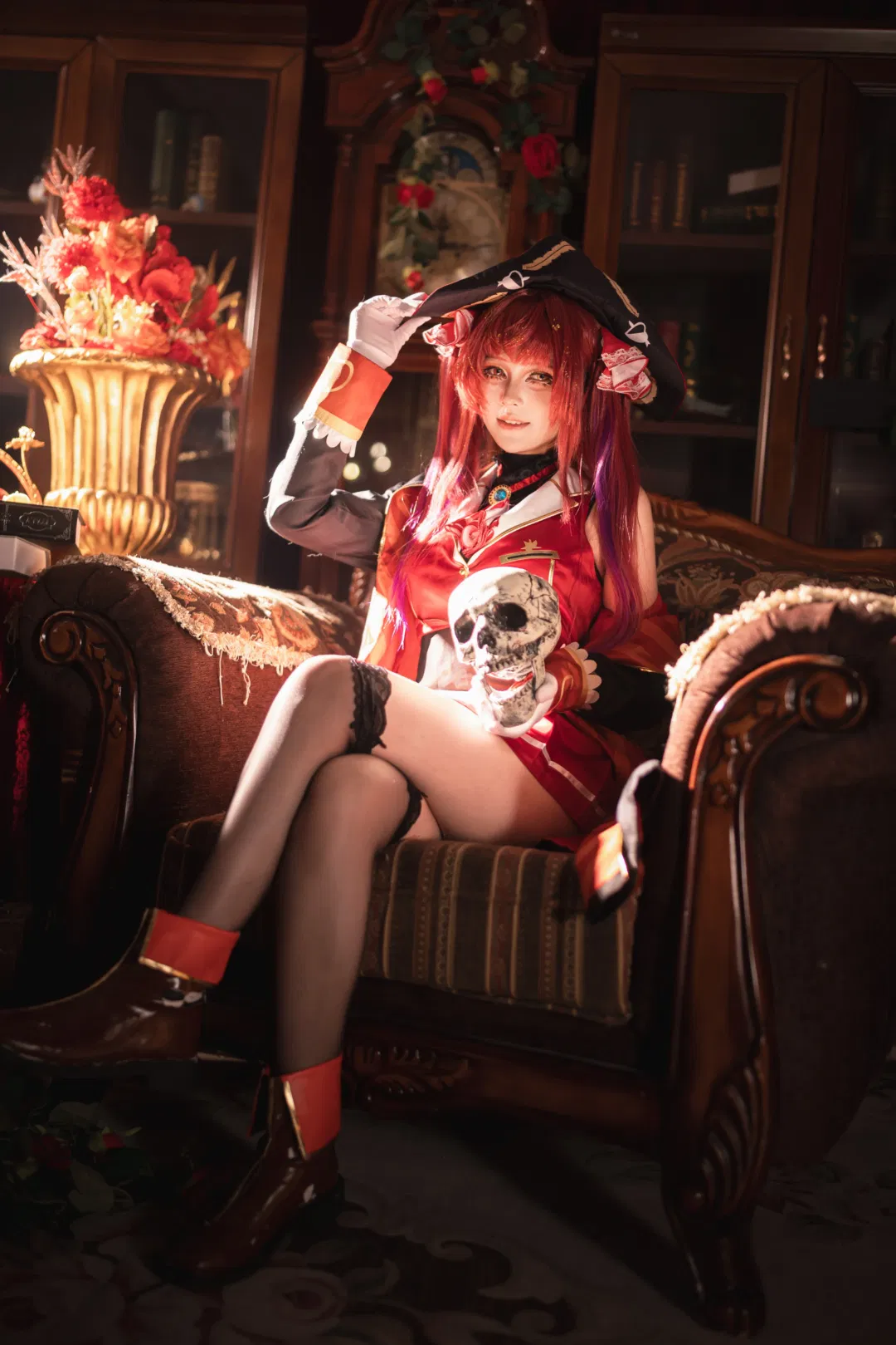 【寶鐘瑪琳cos】Vtuber船长打开神秘宝箱的复古书房正片 - 第 6 张