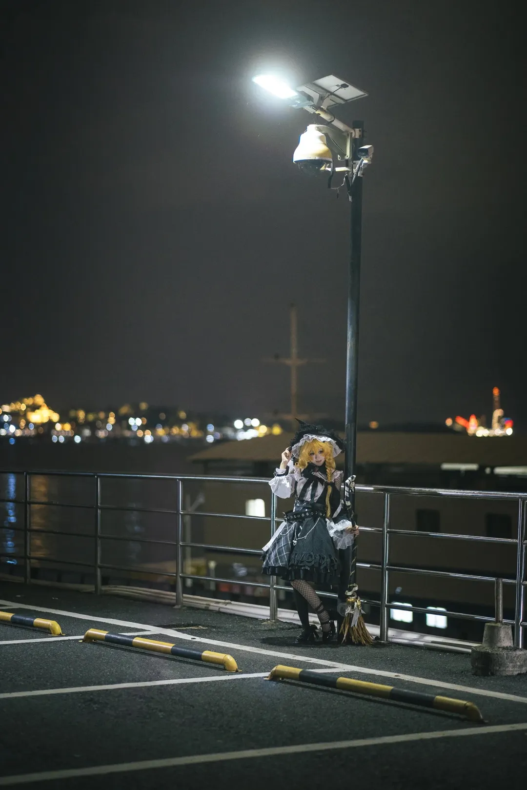 【魔理沙cos】东方project夜色下的魔法使 - 第 2 张