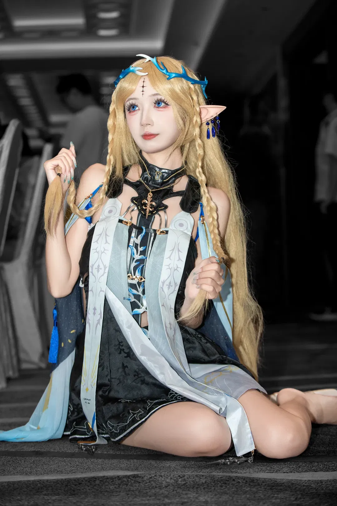 【卡提希婭cos】鳴潮這套服裝的版型和細節很值得細看 - 第 4 張