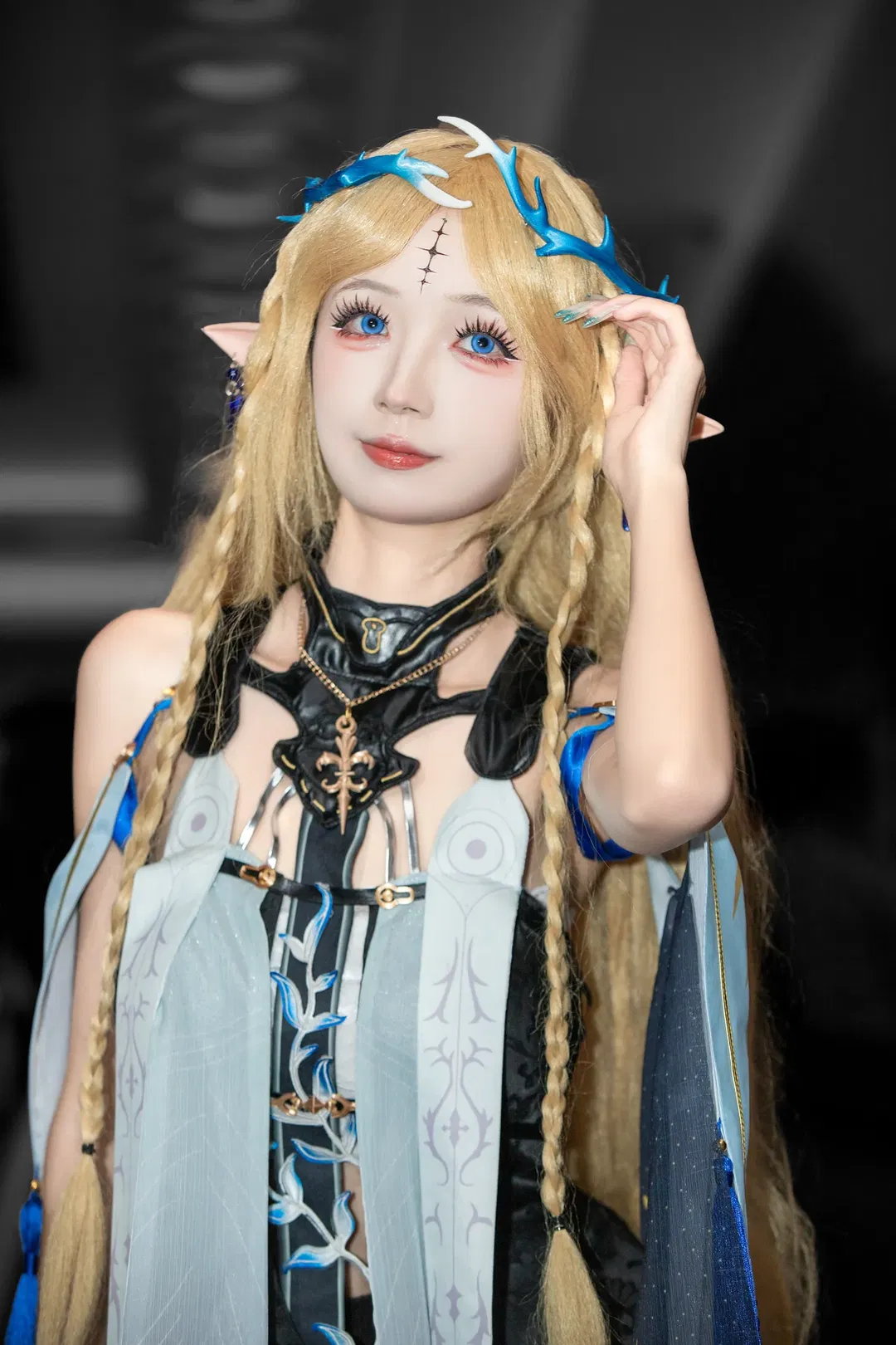 【卡提希婭cos】鳴潮這套服裝的版型和細節很值得細看 - 第 5 張