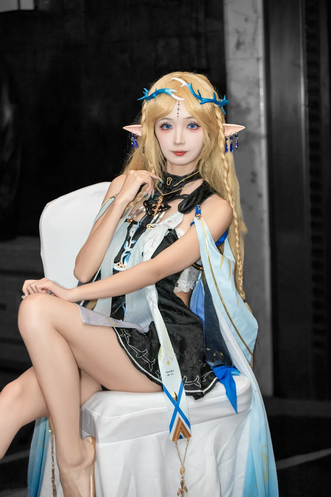 【卡提希婭cos】鳴潮這套服裝的版型和細節很值得細看 - 第 6 張