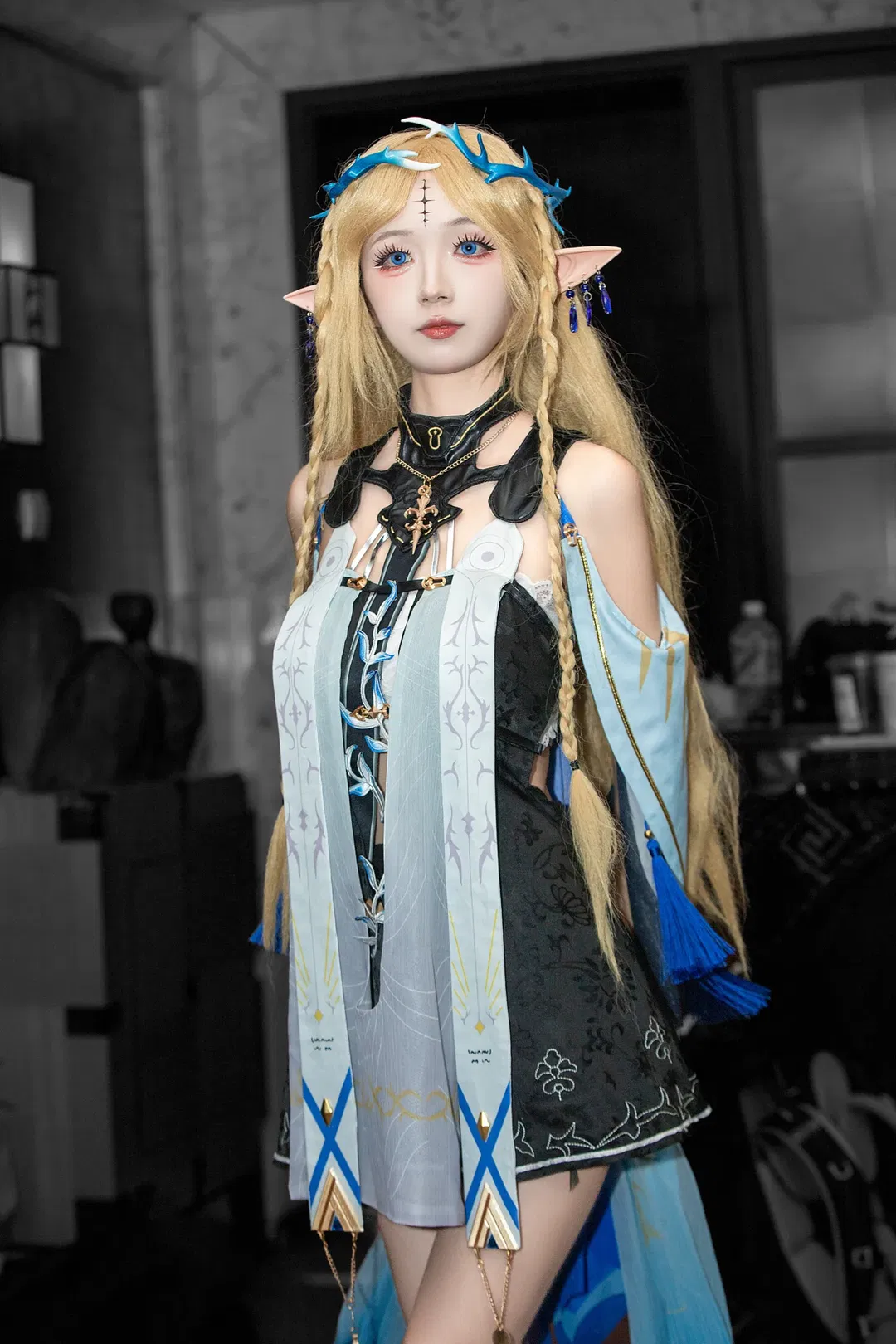 【卡提希婭cos】鳴潮這套服裝的版型和細節很值得細看 - 第 8 張