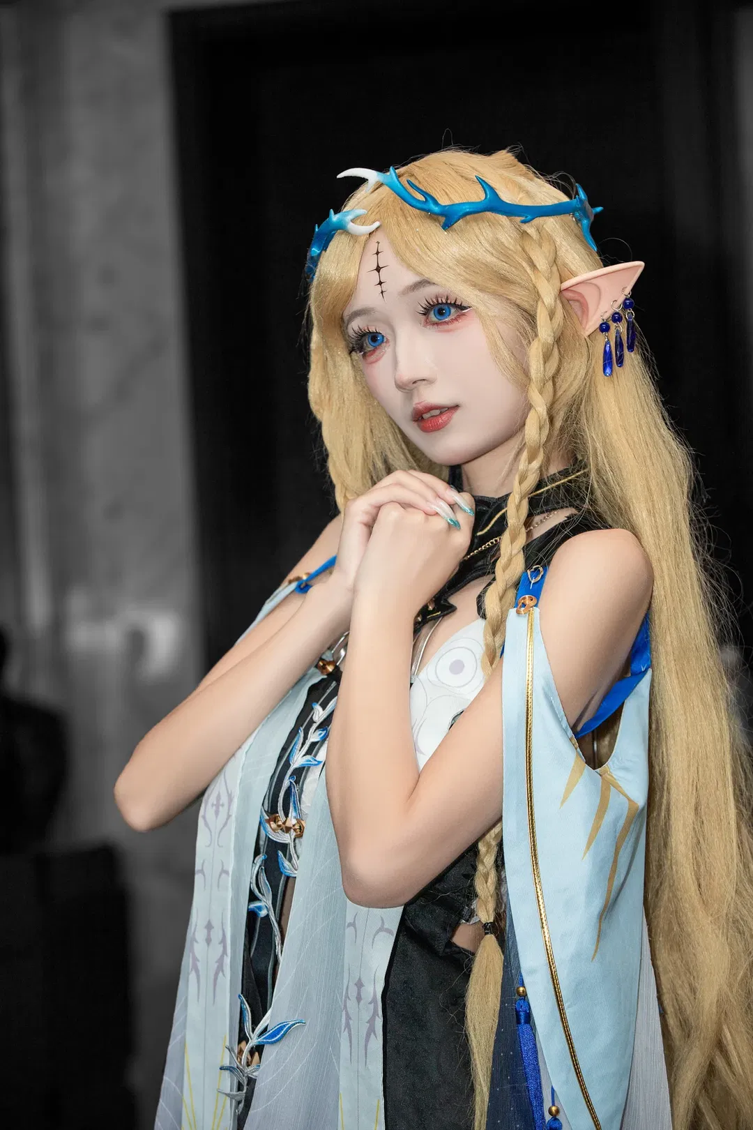 【卡提希婭cos】鳴潮這套服裝的版型和細節很值得細看 - 第 9 張