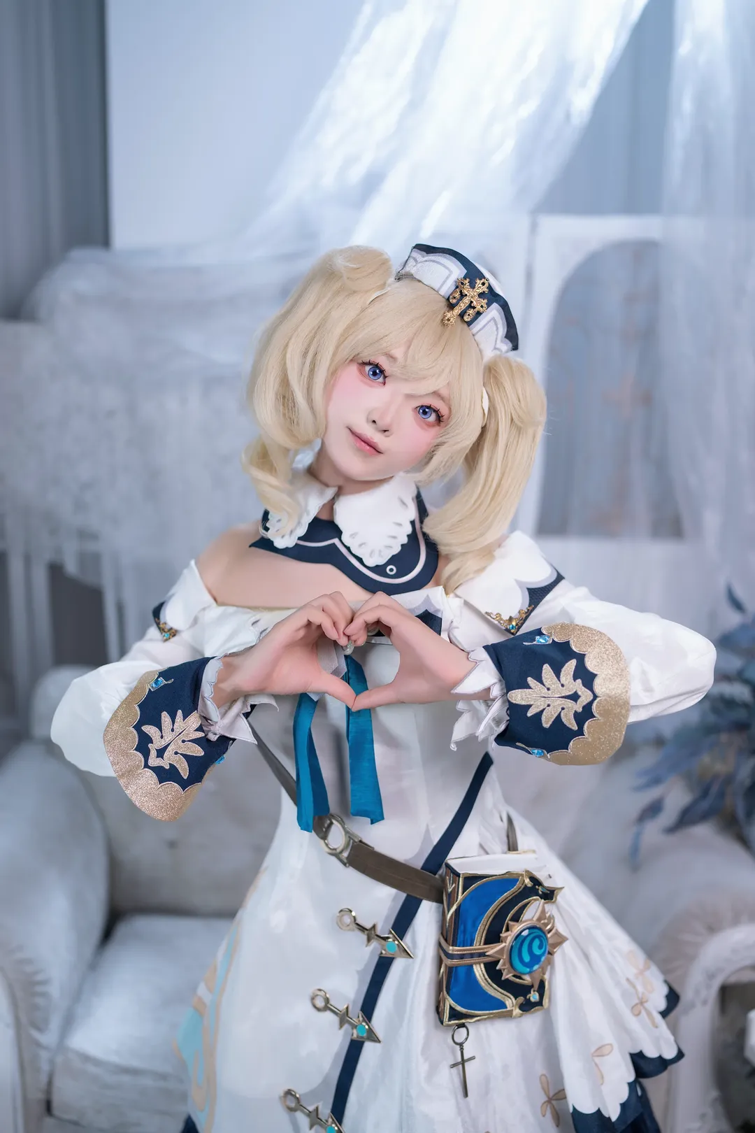 【芭芭拉cos】原神蒙德偶像的双场景生日写真 - 第 2 张