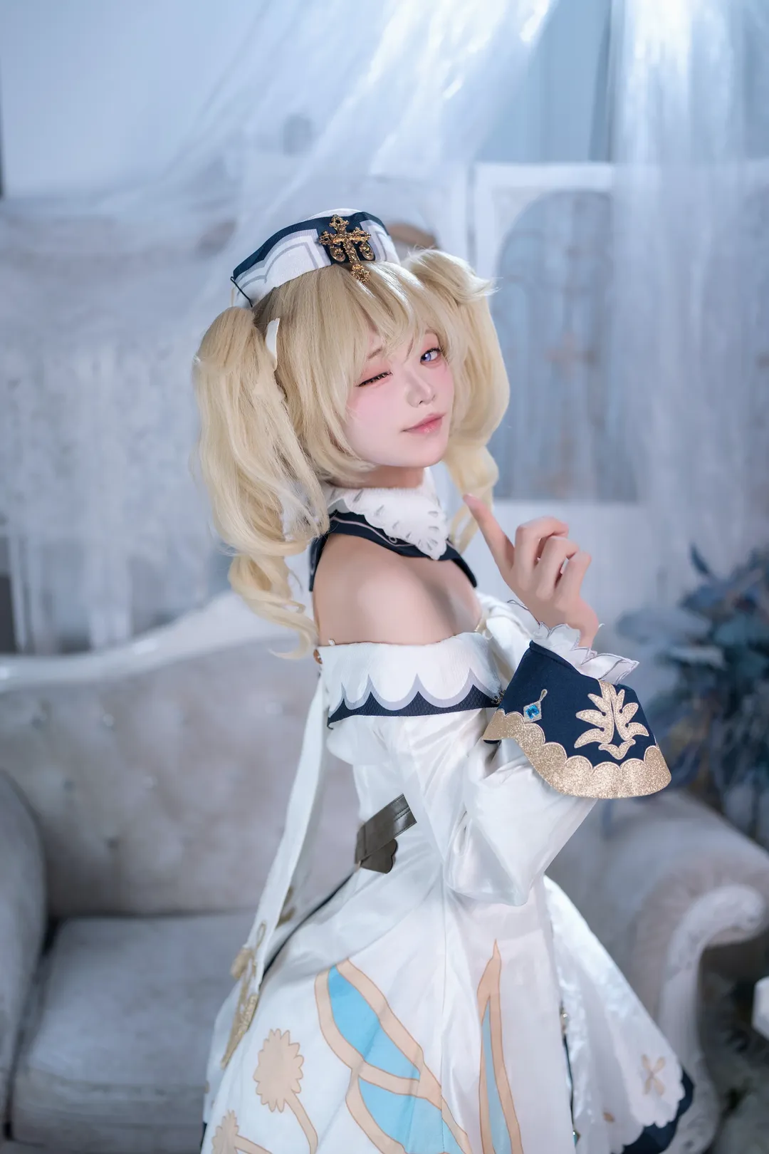 【芭芭拉cos】原神蒙德偶像的双场景生日写真 - 第 4 张