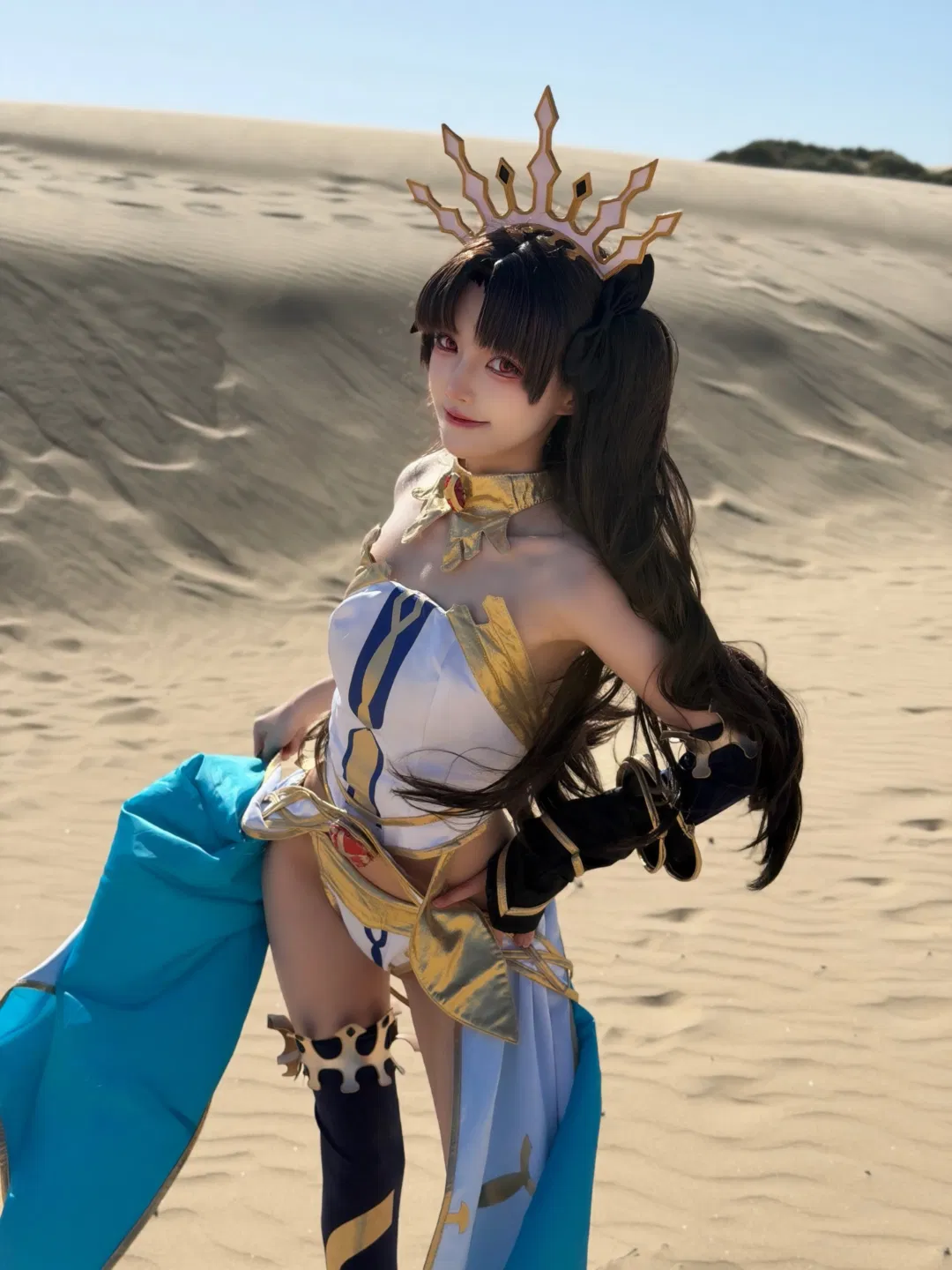 【伊什塔尔cos】FGO弓凛沙漠速报，女神降临金色沙丘 - 第 2 张
