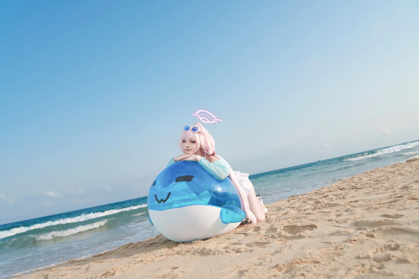 【小鳥遊星野cos】蔚藍檔案的海邊假日，狂風中定格清爽夏日 - 第 5 張