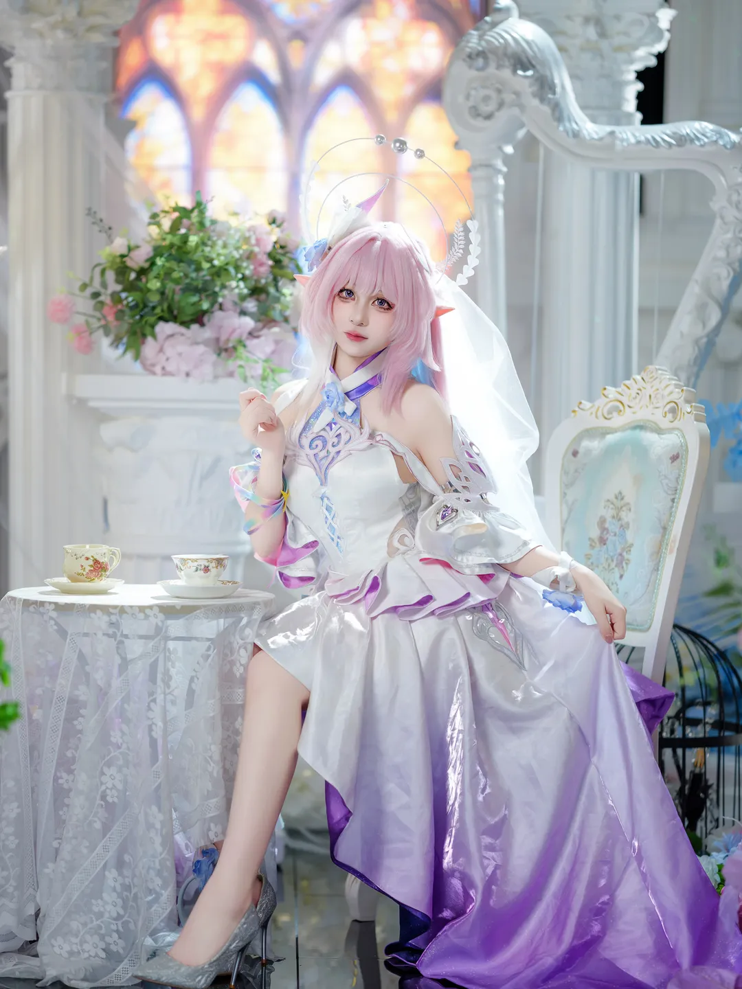【昔涟cos】崩坏星穹铁道，粉白婚纱与双生花图腾的梦幻再现 - 第 6 张