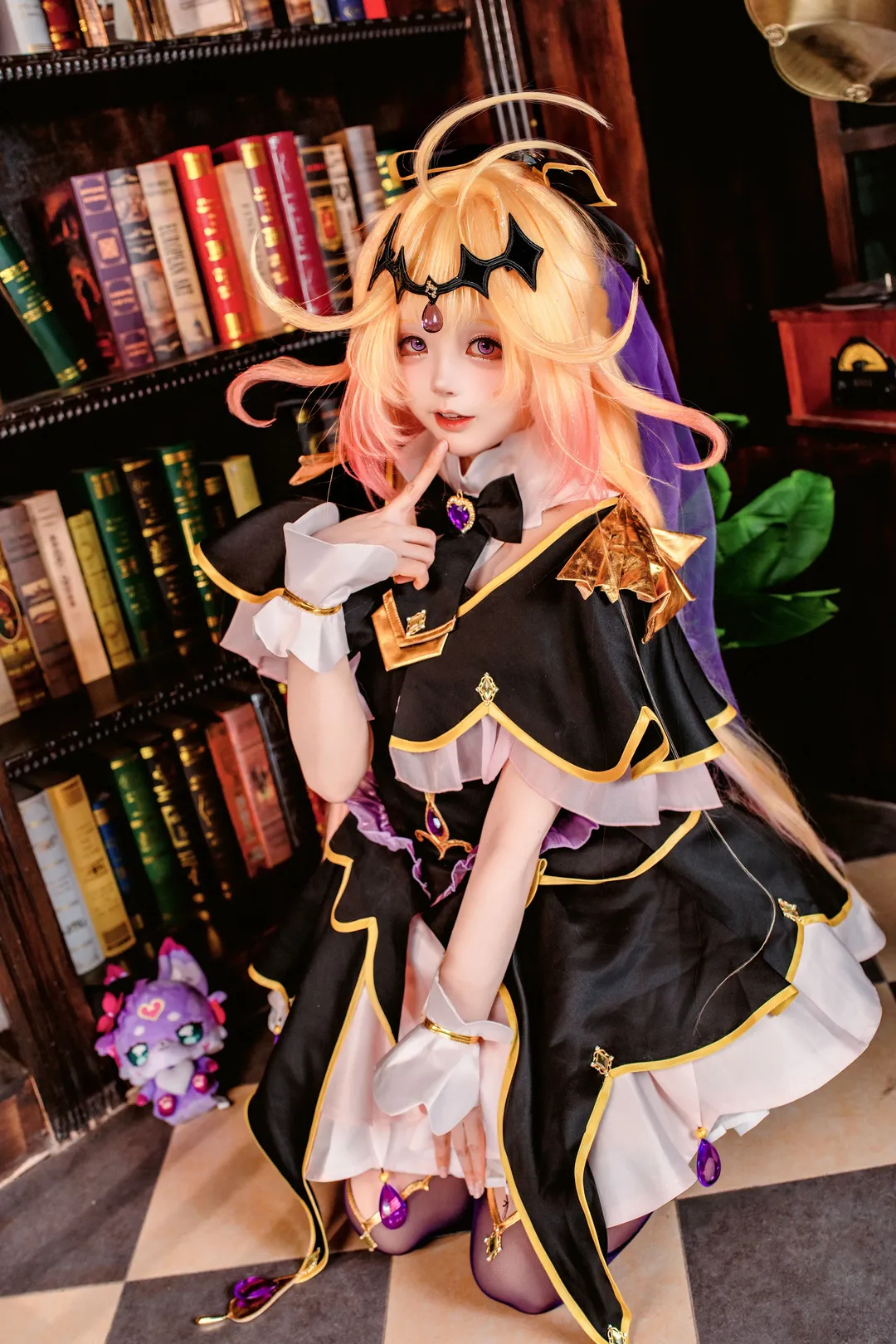 【森亞露露卡cos】名偵探光之美少女的復古書房奇遇 - 第 2 張