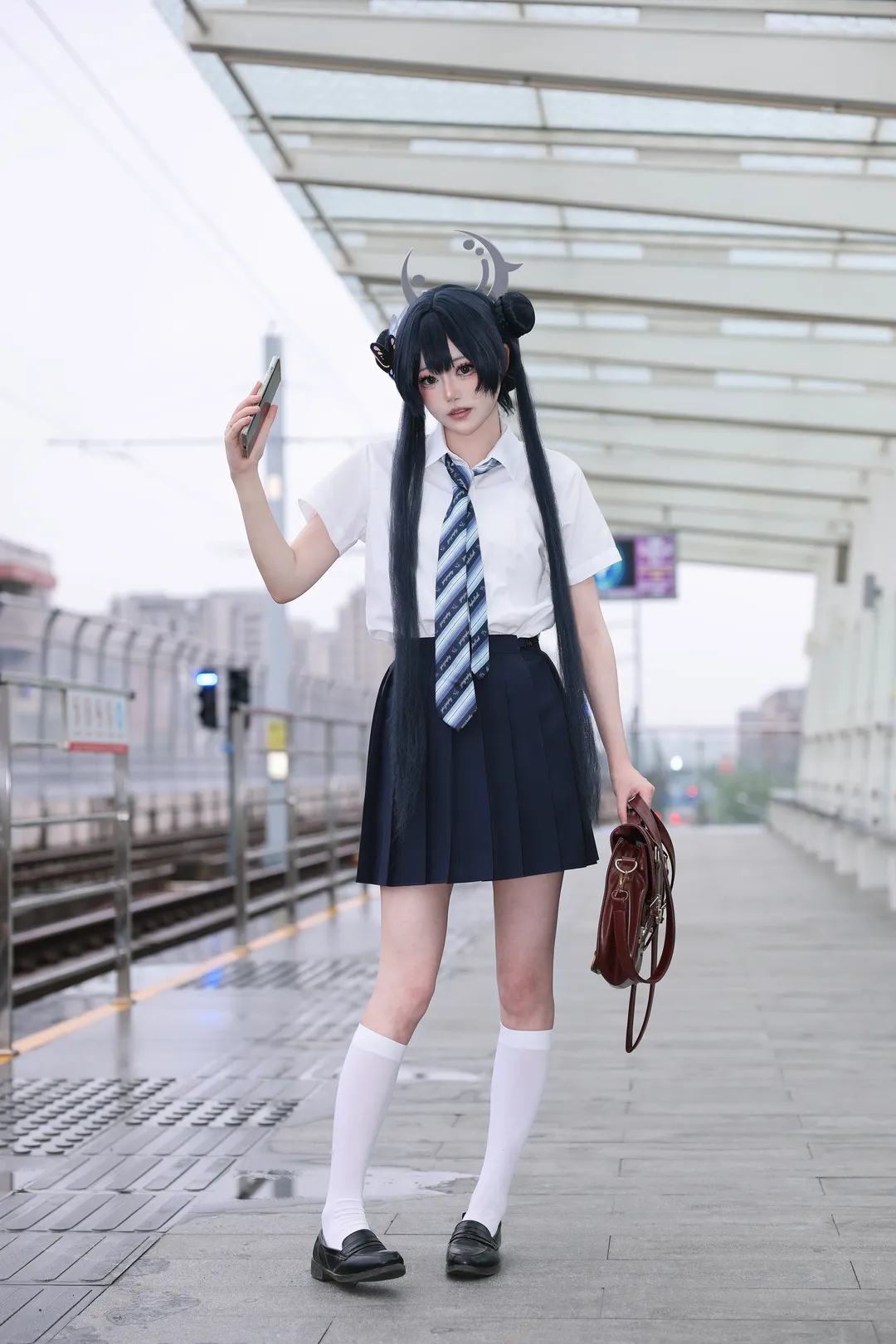 【妃咲cos】蔚蓝档案雨天站台JK制服记录 - 第 1 张