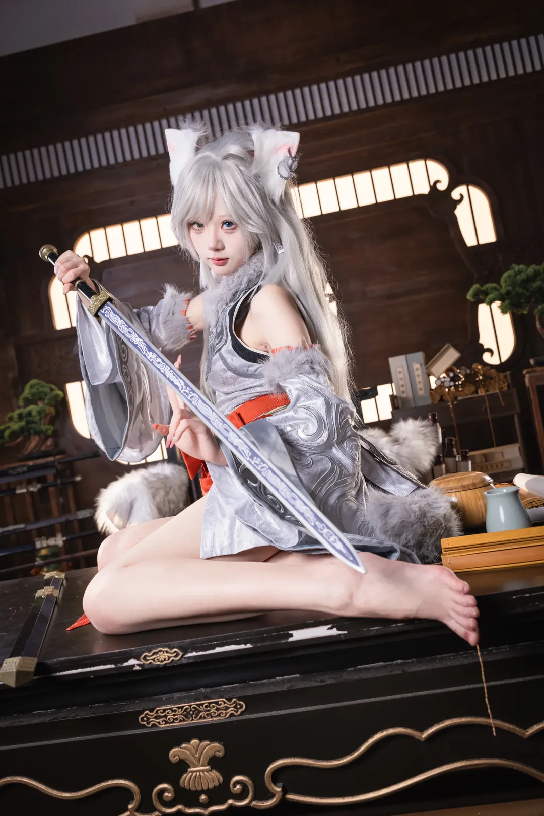 【银月cos】凡人修仙传银月，光影流转间的狐妖之姿