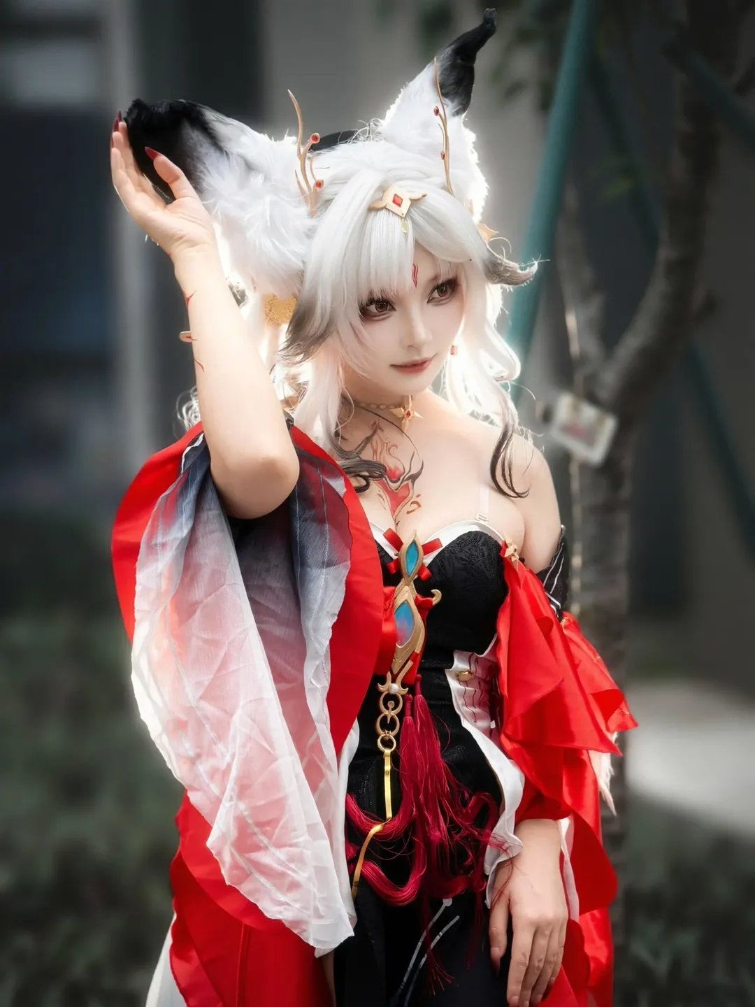 【心月狐cos】鸣潮萤火虫漫展场外返图 - 第 1 张