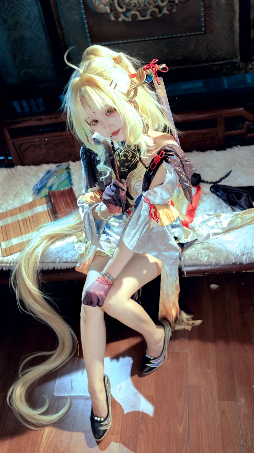 【穗穗cos】鸣潮古典书斋里的角色演绎与慵懒氛围