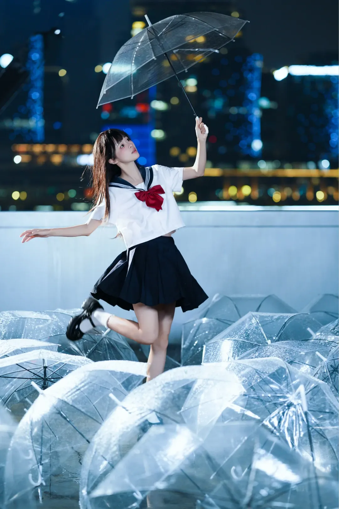 戀如雨止JK制服寫真 雨中透明傘氛圍感拉滿 - 第 10 張