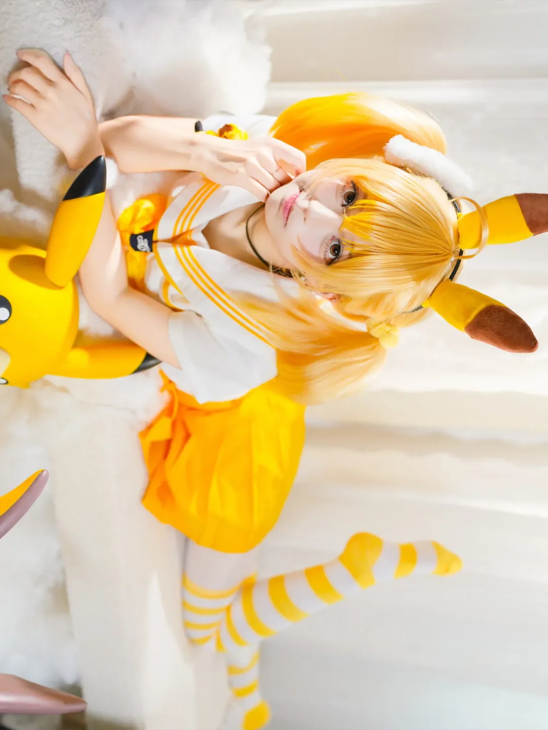 【皮卡丘cos】宝可梦黄色系穿搭，元气少女十万伏特警告 - 第 1 张