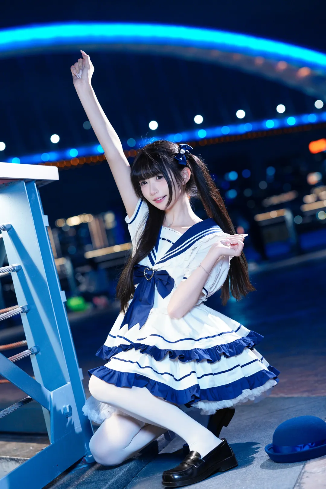 海军风Lolita夜拍魔都，蓝白配色打破次元壁 - 第 6 张