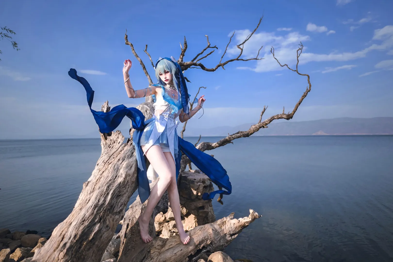 【守岸人cos】在大理洱海边，还原鸣潮里的那一抹蓝色 - 第 4 张