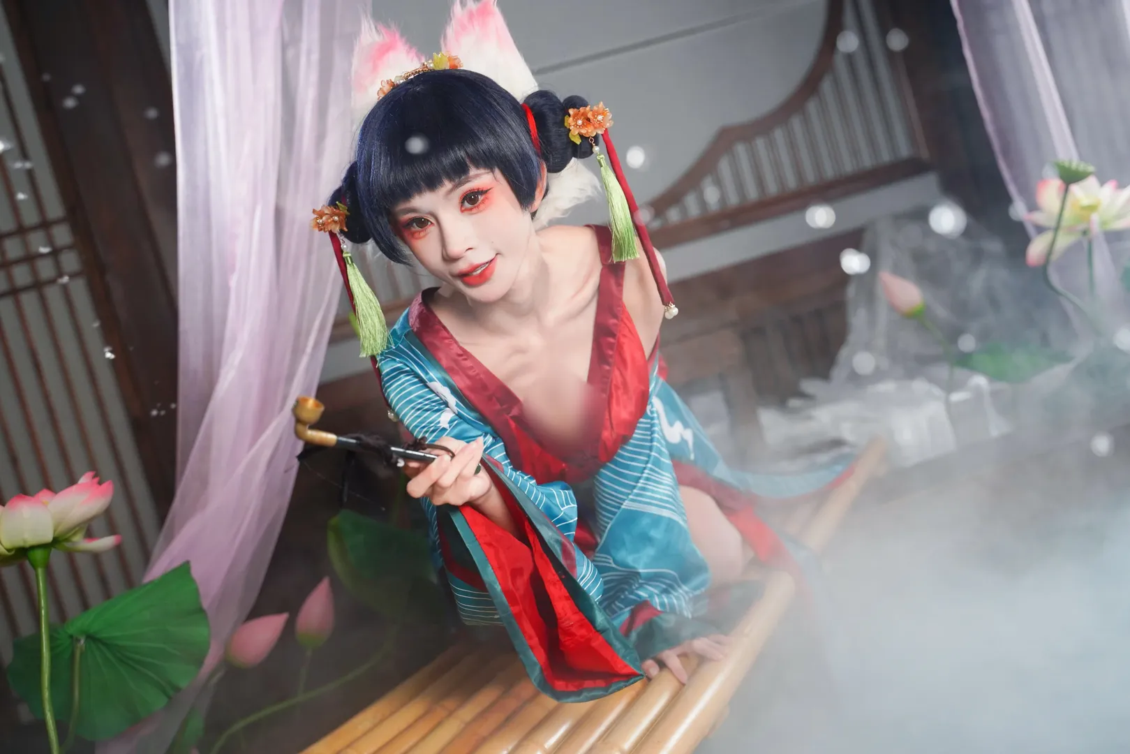 【宝青坊主cos】手持烟斗的狐妖老板娘，国风氛围感拉满 - 第 5 张