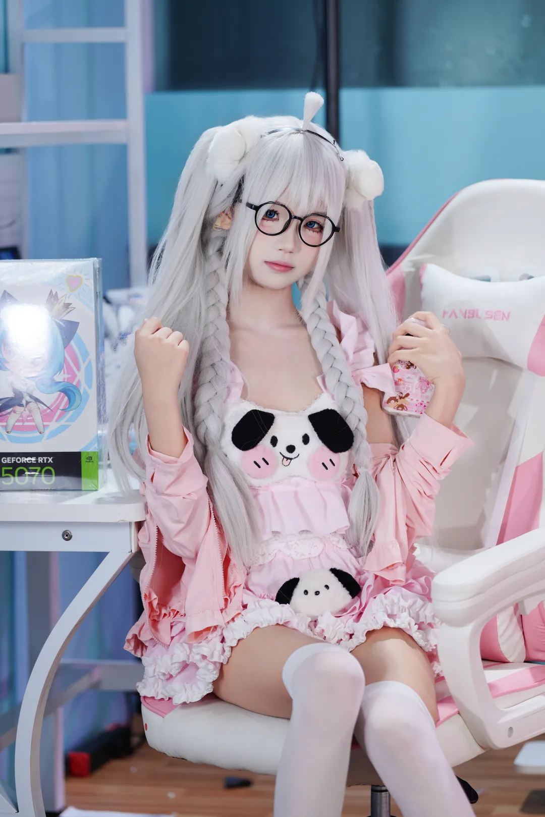 【開源姬cos】化身開源宇宙中俏皮的電競少女 - 第 1 張