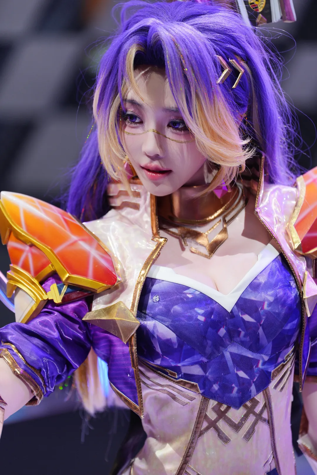 【卡莎cos】英雄联盟手游机甲战衣与天崩开局 - 第 1 张