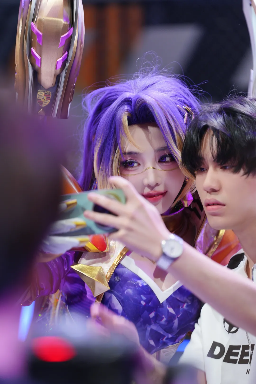 【卡莎cos】英雄联盟手游机甲战衣与天崩开局 - 第 5 张