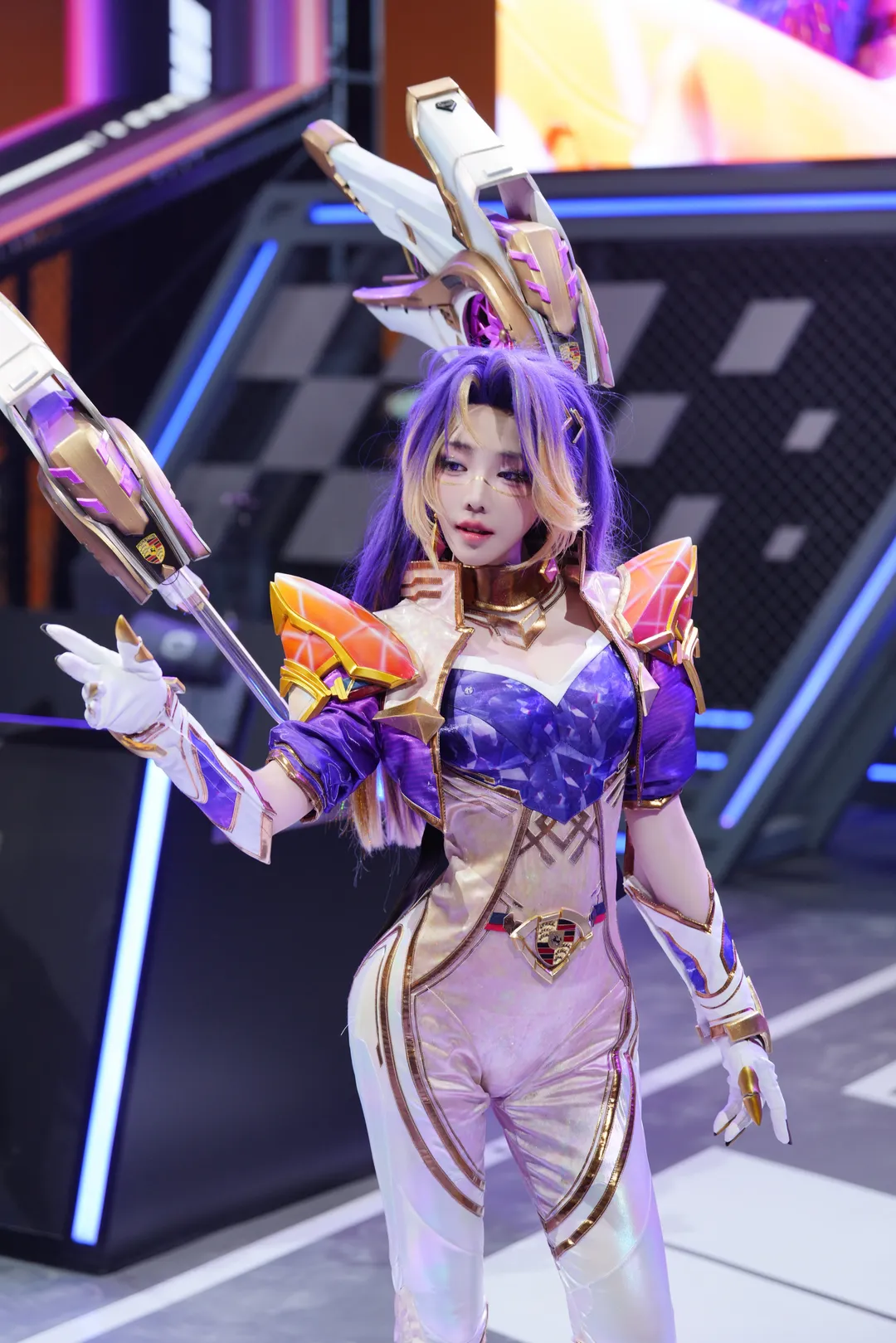 【卡莎cos】英雄联盟手游机甲战衣与天崩开局 - 第 7 张